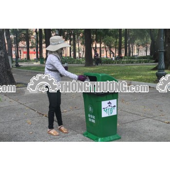 Thùng rác công cộng tại TP Hồ Chí Minh